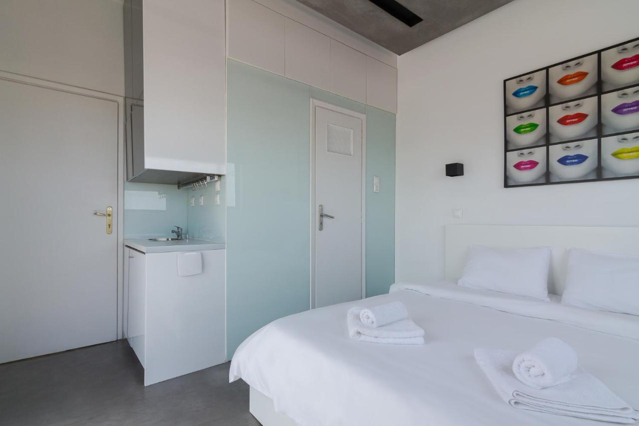 Apartment With Terrace In Piraeus Luaran gambar