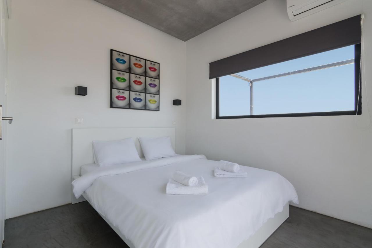 Apartment With Terrace In Piraeus Luaran gambar